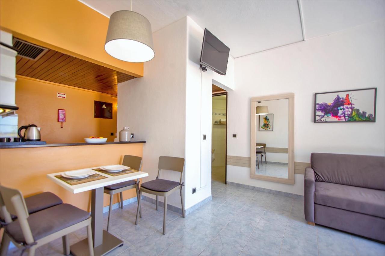 Aparthotel Turial Old Town Ocean View Albufeira Esterno foto