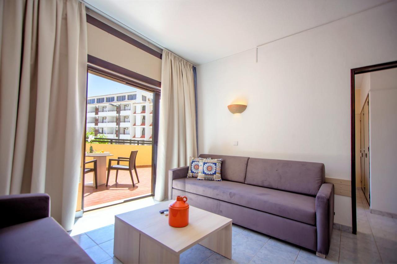 Aparthotel Turial Old Town Ocean View Albufeira Esterno foto