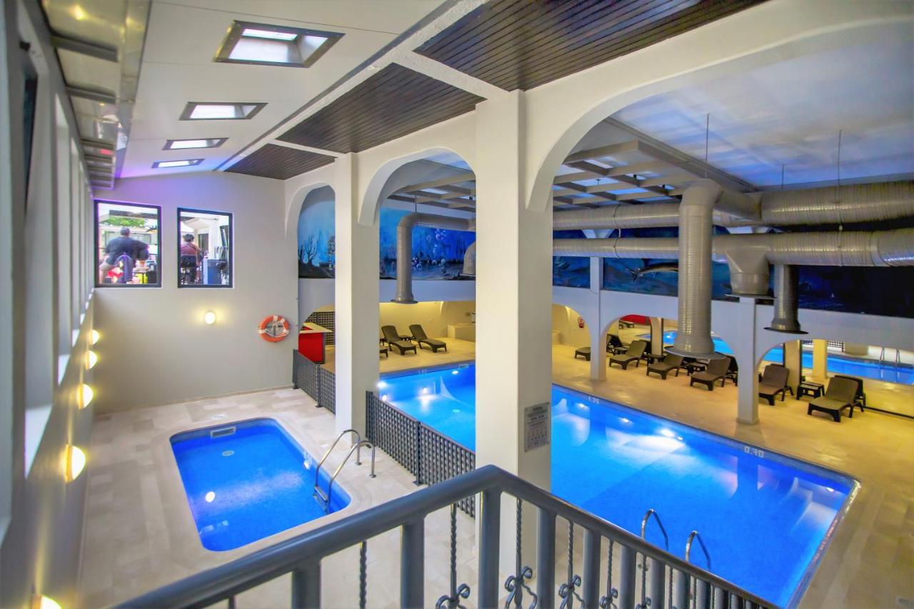 Aparthotel Turial Old Town Ocean View Albufeira Esterno foto