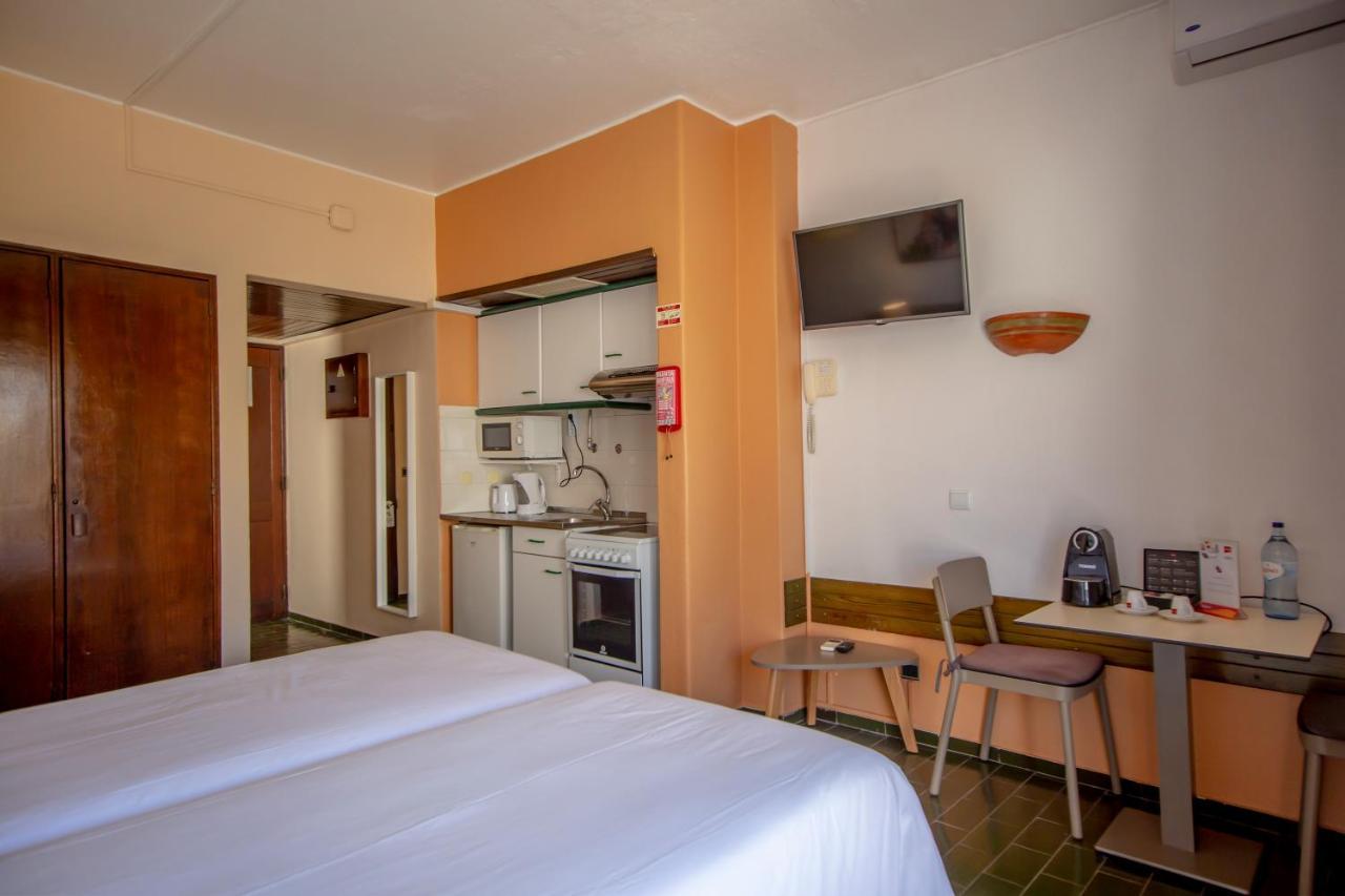 Aparthotel Turial Old Town Ocean View Albufeira Esterno foto